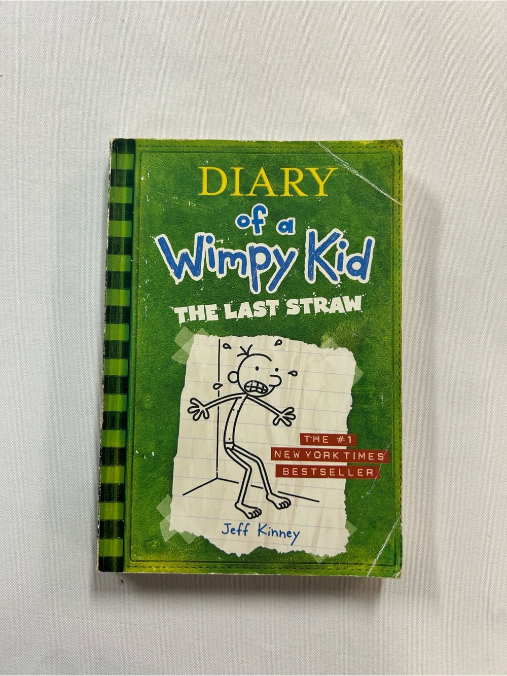 Diary of a Wimpy Kid: The Last Straw - Green paperback Kids Book